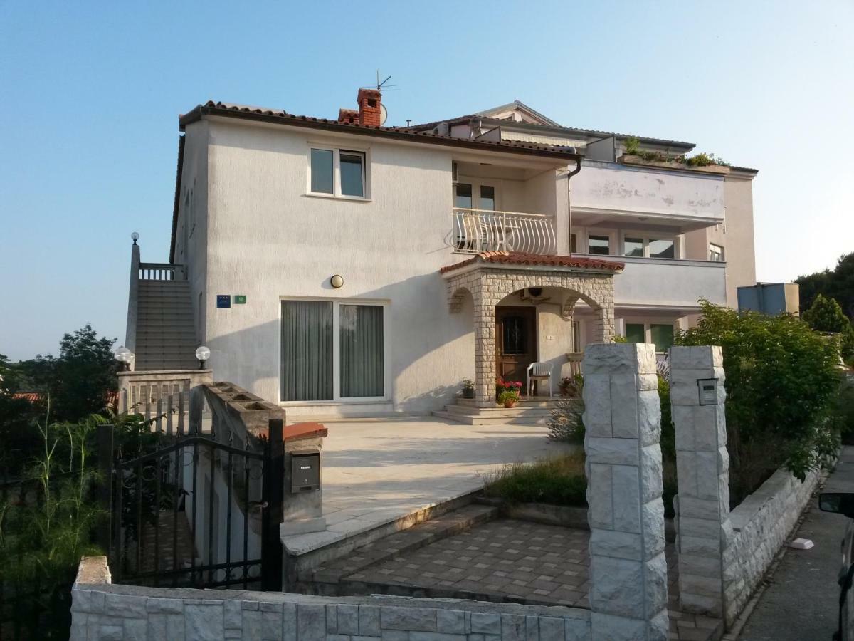 Apartments Mamic Pula Exterior foto